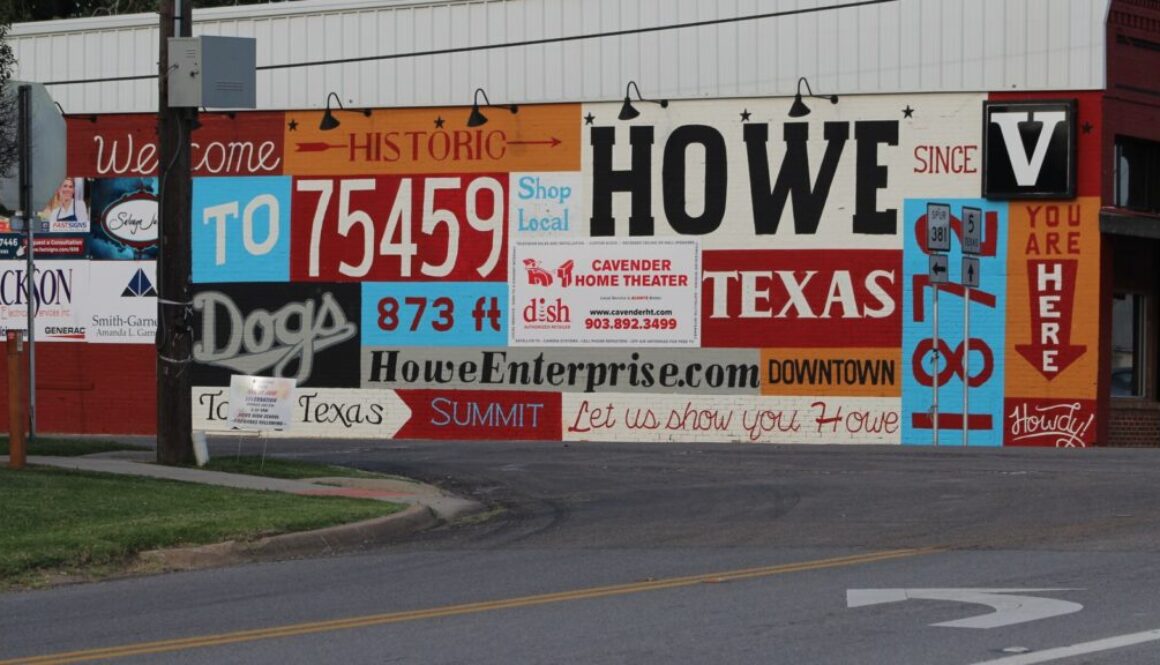 Downtown Howe mural and Victory Light area — Grayson County town streetscape