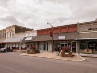 Whitesboro ISD guide — downtown Whitesboro, Texas streetscape near western Grayson County schools