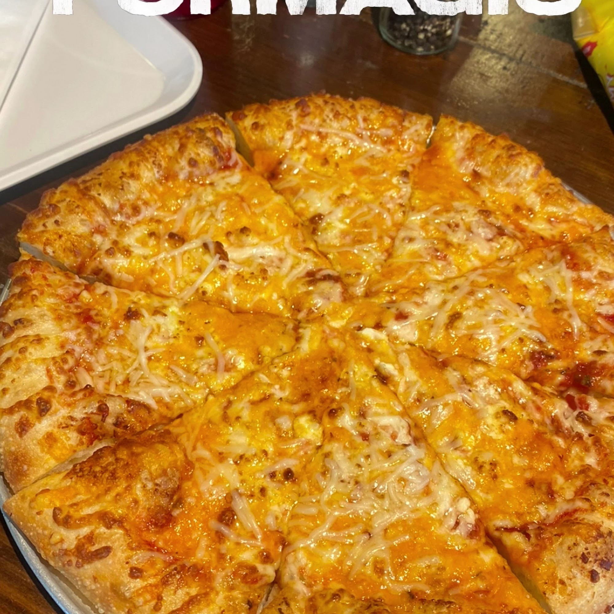 Cheese pizza at Palio's Pizza Cafe Howe for corridor weekend eats