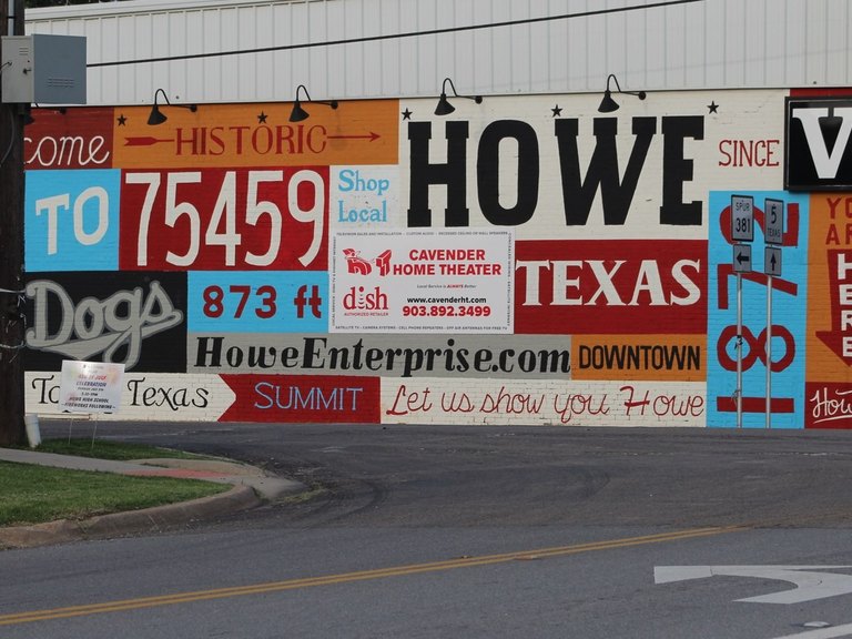 Welcome to Historic Howe Texas mural painted on a downtown building in Howe